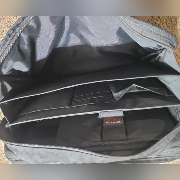 TUMI ALPHA BALLISTIC BAG EXPANDABLE ORGANIZER LAPTOP BRIEF MESSENGER WITH STRAP - Picture 7 of 16